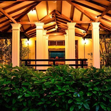 Camellia Dwelling Bed & Breakfast Hikkaduwa Bagian luar foto