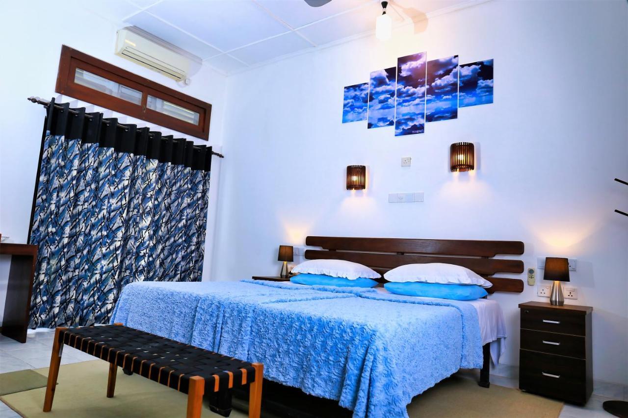 Camellia Dwelling Bed & Breakfast Hikkaduwa Bagian luar foto